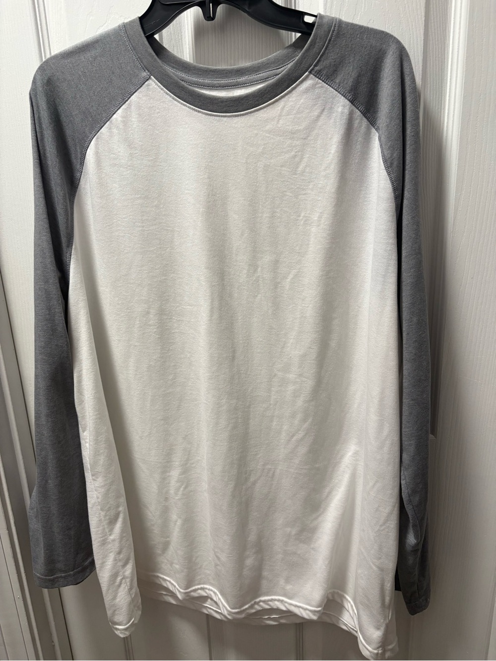 George White Body Long-Sleeve Raglan Shirt with Gray Sleeves